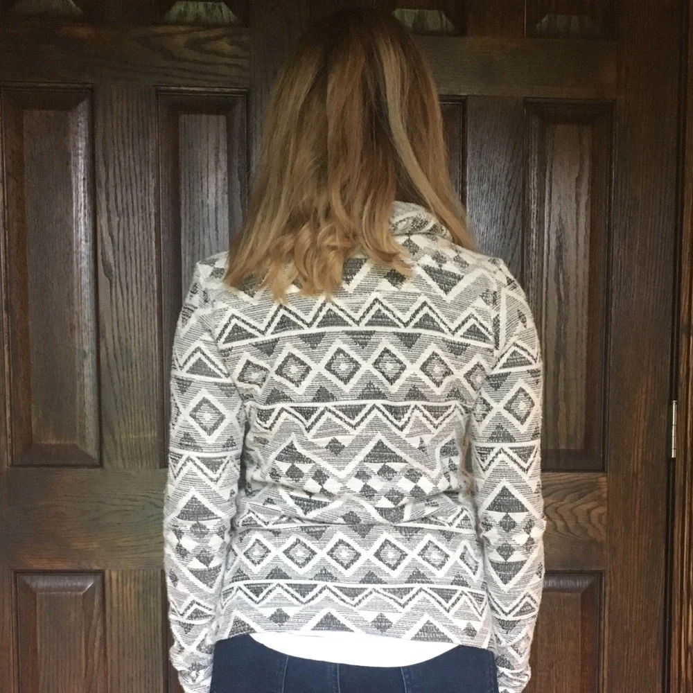 EUC Lucky Brand Easy Third Layer Sweater Cardi XS​​​​​ - Picture 4 of 8